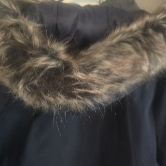 Men’s Michael Kors winter jacket water resistant - Picture 8 of 16